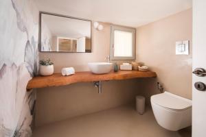 A bathroom at Palazzo Manzoni by MANZONI COLLECTION
