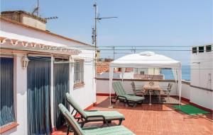 Balkón alebo terasa v ubytovaní Pet Friendly Apartment In Tossa De Mar