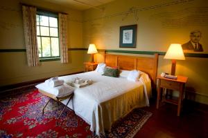 Postel nebo postele na pokoji v ubytování McMenamins Edgefield + 15 fotografií