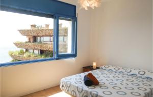 Posteľ alebo postele v izbe v ubytovaní Nice Apartment In Tossa De Mar