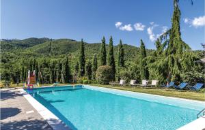 Bazén v ubytování Casa Sara nebo v jeho okolí + 19 fotografií