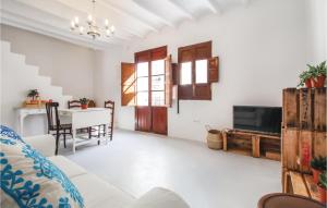 A television and/or entertainment centre at 1 Bedroom Cozy Apartment In Altea