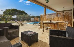 The swimming pool at or close to Villa Natalia