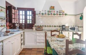 アルコス・デ・ラ・フロンテーラにあるBeautiful Home In Arcos De La Frontera With Kitchenのギャラリーの写真