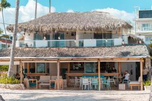 Fotografie z fotogalerie ubytování Pool Terrace, Deluxe E1, Close to Beach, 2Br, 2Bt v destinaci Punta Cana