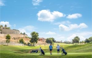 Golf facilities at Az apartmant or nearby