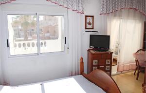 トレビエハにあるStunning Home In Torrevieja With 3 Bedrooms, Wifi And Outdoor Swimming Poolのギャラリーの写真
