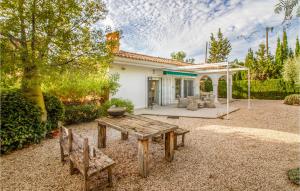 Zahrada ubytování 4 Bedroom Lovely Home In Alacant