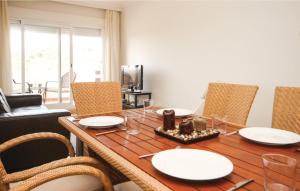 Posedenie v ubytovaní Amazing Apartment In La Cala De Mijas