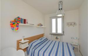 Ένα ή περισσότερα κρεβάτια σε δωμάτιο στο Pet Friendly Home In Porto Sant'elpidio
