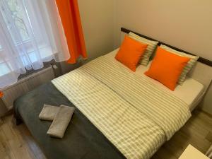 Posteľ alebo postele v izbe v ubytovaní Discover Cracow APARThostel