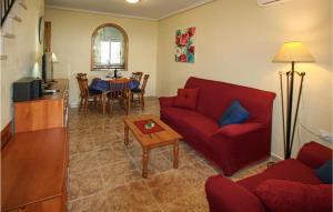 Posezení v ubytování Nice Home In Santa Pola With Wifi