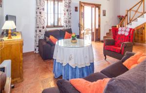 Posedenie v ubytovaní 2 Bedroom Amazing Home In El Gastor