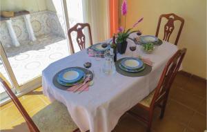 Fotografia z galérie ubytovania 2 Bedroom Lovely Home In Torrevieja v destinácii Torrevieja + 23 fotografií