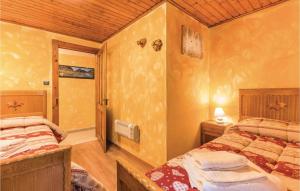 A bed or beds in a room at La Pila