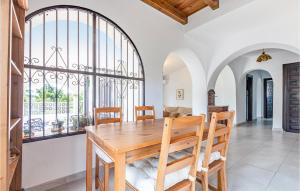 Zdjęcie z galerii obiektu 3 Bedroom Nice Home In Vélez Málaga w mieście Algarrobo-Costa