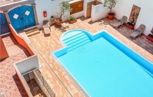 Bazén v ubytování Mono 3 nebo v jeho okolí