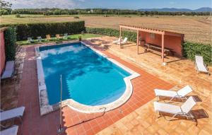The swimming pool at or close to Stunning Home In Riudellots