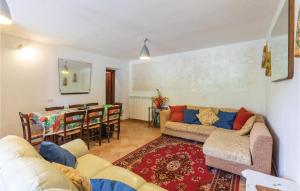 A seating area at La Capanna - Agr,casanova