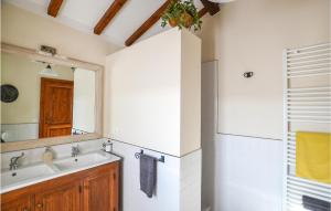 A bathroom at Casa Maria Pieve