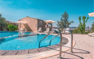 a swimming pool with aicrobialicrobialicrobialicrobialicrobialicrobial at Bilo 4 in Badesi