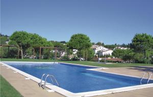Swimmingpoolen hos eller tæt på 3 Bedroom Beautiful Home In Tossa De Mar
