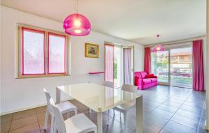 A seating area at Nice Apartment In Puegnago Sul Garda