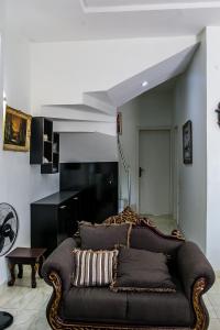 Area soggiorno di 24-7 Electricity Agore Hotels and Suites Ltd