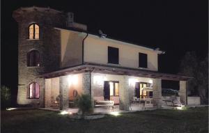 The building in which the holiday home is located