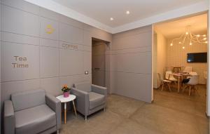 A seating area at Villa Stefy