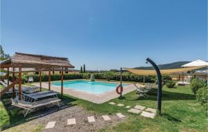 The swimming pool at or close to Tenuta Erbanera