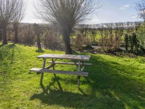Zahrada ubytování Inviting Holiday Home in Heuvelland with Garden