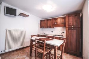 Kuchyňa alebo kuchynka v ubytovaní Residence Aquila - Bilo Punta Goà + 5 fotografií