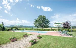 The swimming pool at or close to Tulipano Még 11 kép