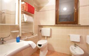 A bathroom at Il Molino - Casale Il Picchio