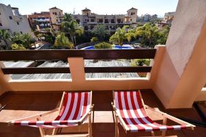 Balkón alebo terasa v ubytovaní Marinas Sunset - Tu Dúplex con Solarium Privado!