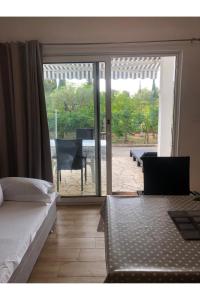 Balkón nebo terasa v ubytování Grapevine Studio Apartment