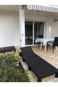 Posezení v ubytování Grapevine Studio Apartment