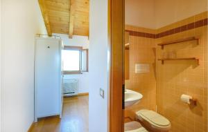 A bathroom at Porta Di Valle 1