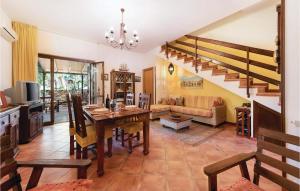 Posezení v ubytování Holiday Home Cornino Tp With Fireplace I