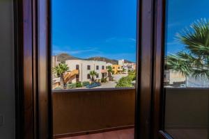 Zdjęcie z galerii obiektu Elimi Favignana Apartments - Residence in città w mieście Favignana