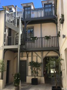 Hoone, kus hotell asub