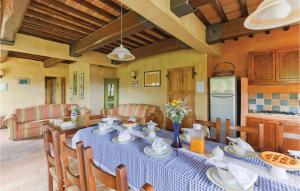 A kitchen or kitchenette at Podere Giovannini
