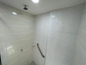 Hotel Aeromar Central的一间浴室