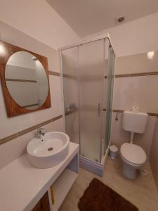 Kúpeľňa v ubytovaní Apartments Božena + 31 fotografií