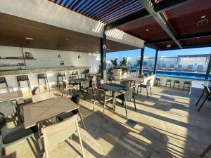 Μπαλκόνι ή βεράντα στο IPANA B113 inner court, quiet 1 Bedroom Apt