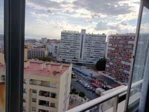 Výhľad na mesto Torremolinos alebo výhľad na mesto priamo z apartmánu