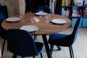 Photo de la galerie de l'établissement Chalet mitoyen tout confort, à Cauterets