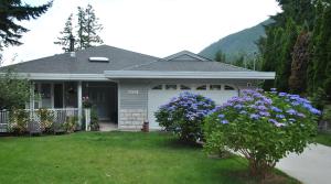 Gallery image of Madeira Park Oceanview Suites in Madeira Park