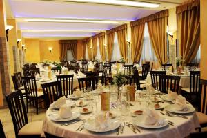 Restaurace v ubytování Hotel Sette E Mezzo